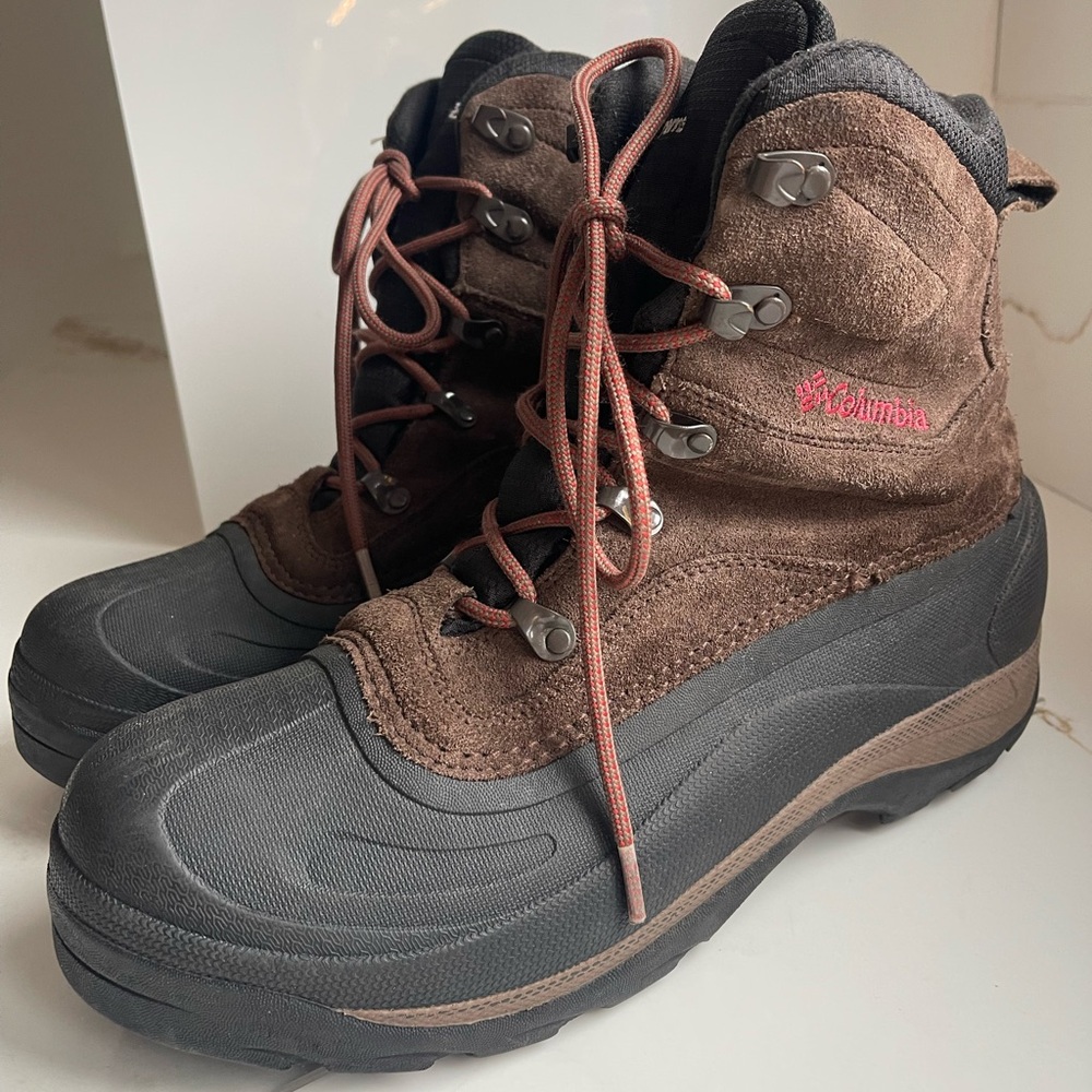 Columbia suede Cascadian Summit 2 winter boots waterproof